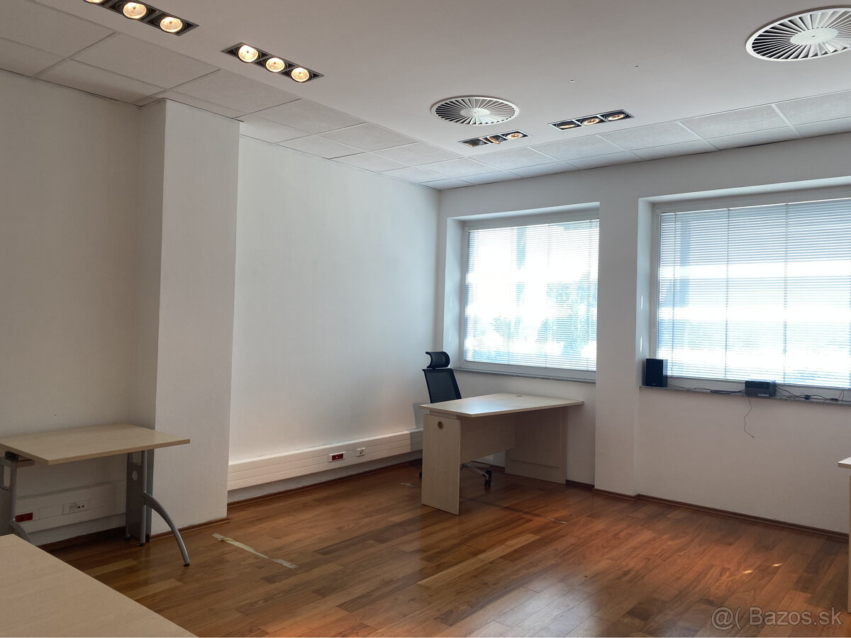 Atraktívne kancelárske priestory - 94 m² pri Auparku - Widok 3