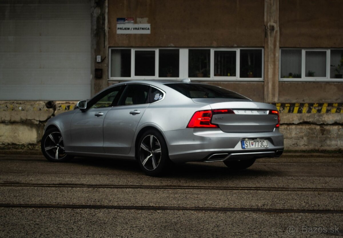 Volvo S90 D4 2.0L Drive-E R-Design A/T AWD - 3