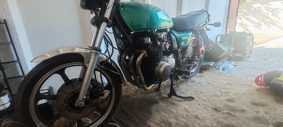 Kawasaki Z650 V4 - 3