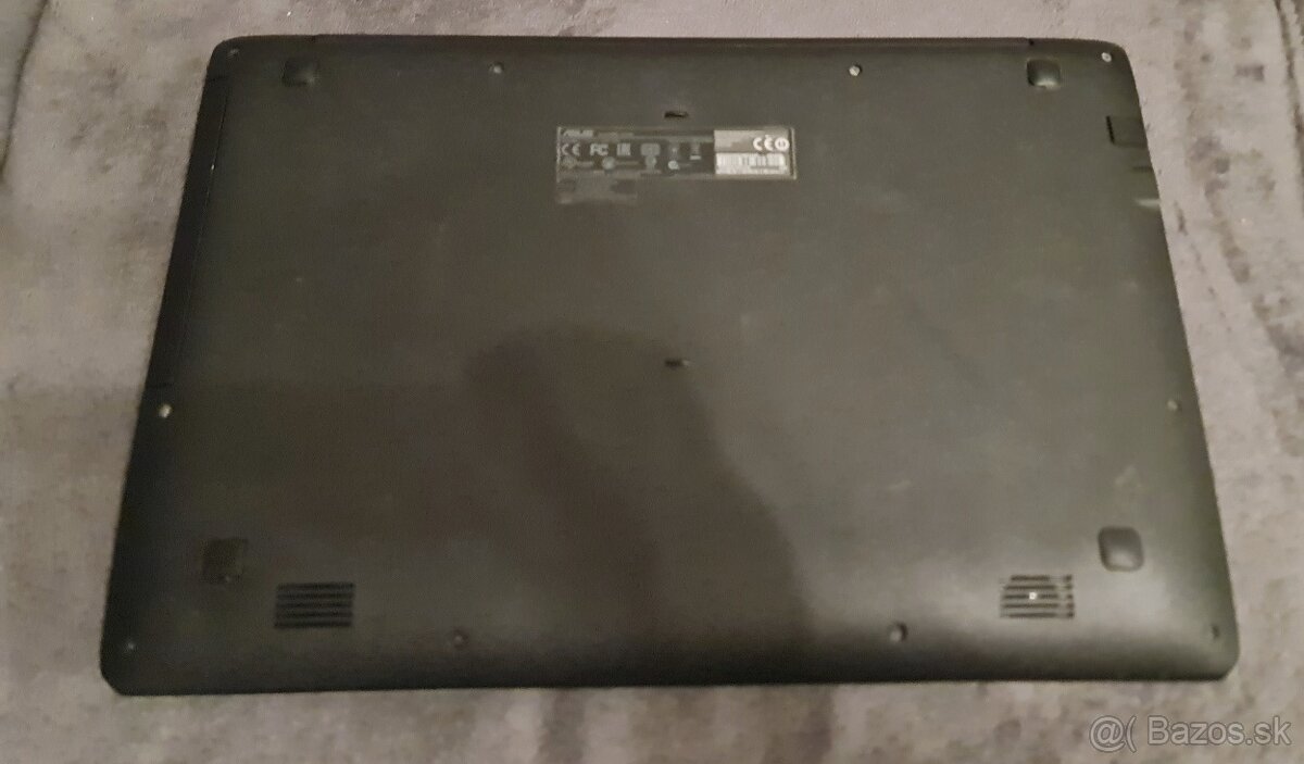 Asus X553M - 3