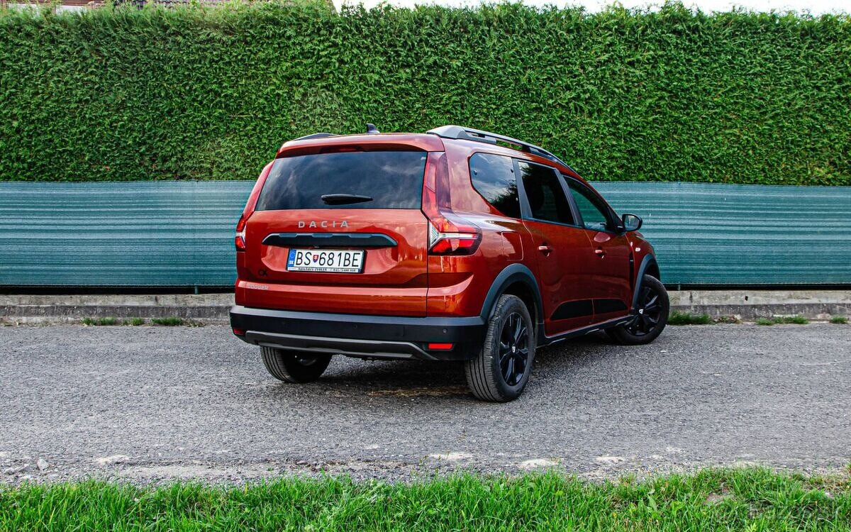 Dacia Jogger 1.0 TCe 110k Extreme 7 miest - 3