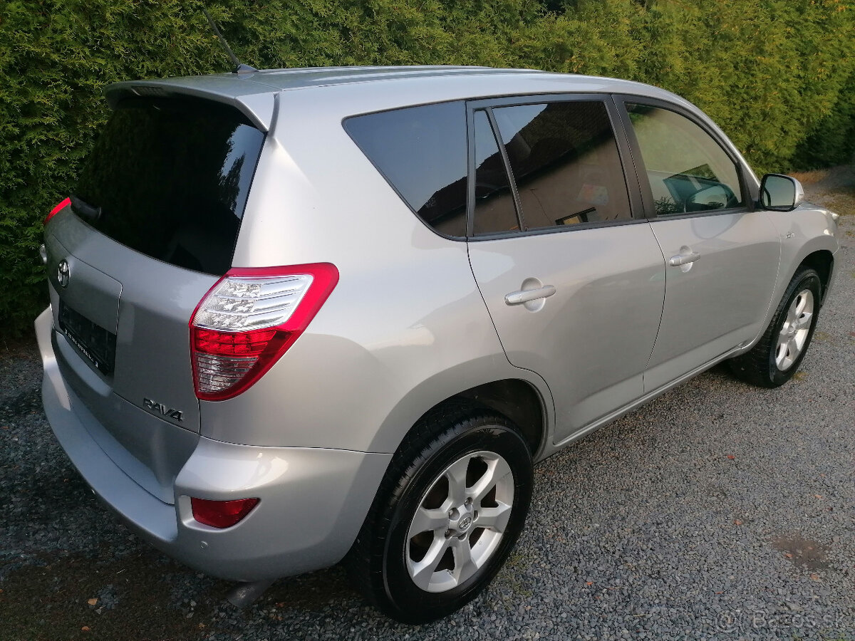 Toyota RAV 4 2,2D-4D 4x4 - 3