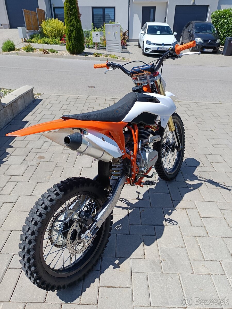 Pitbike MiniRocket PitRock 250ccm 21x18