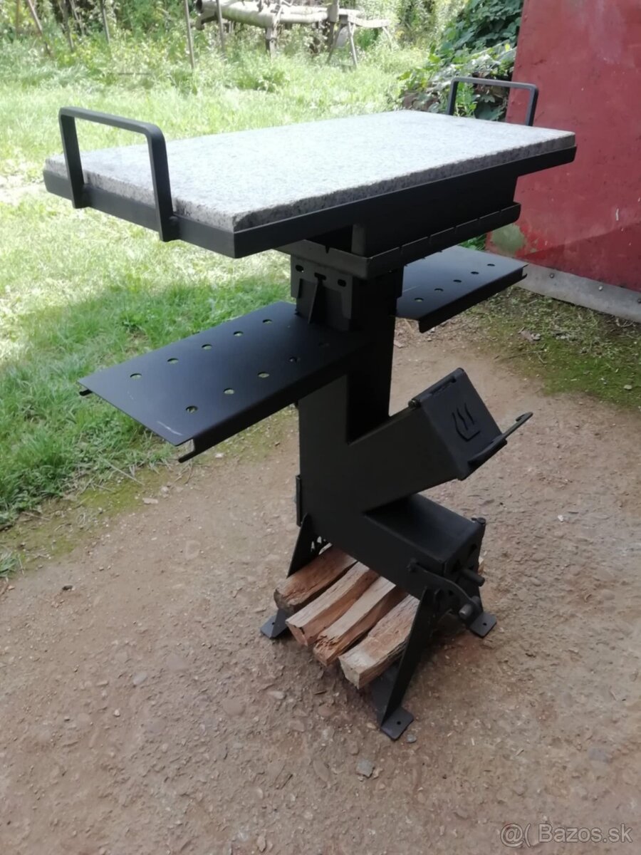 Prenosny zahradny gril Rocket Smart - 3