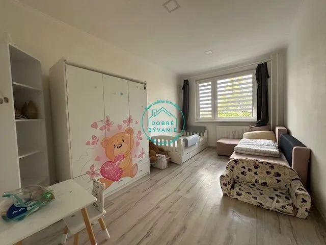 Ponúkam na prenájom 3 izbový zariadený byt Juh - 3