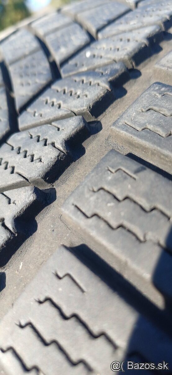 225/50 r17 zimné pneumatiky, Continental RFT - 3