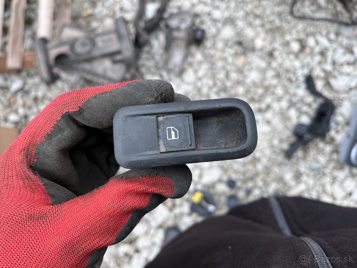 Škoda Fabia 2,Roomster vypínač okien, ovládač, páčky, budíky - 3