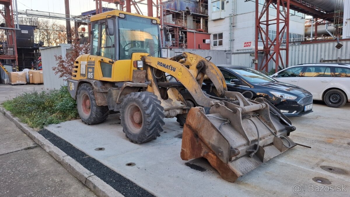 KOMATSU WA 85-3 - 3