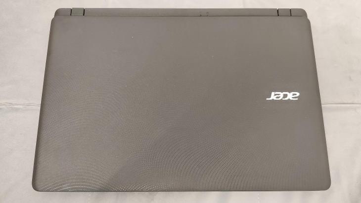 Acer Aspire E15 ES1-571 | Intel Pentium 3556U | 4GB RAM | - 3