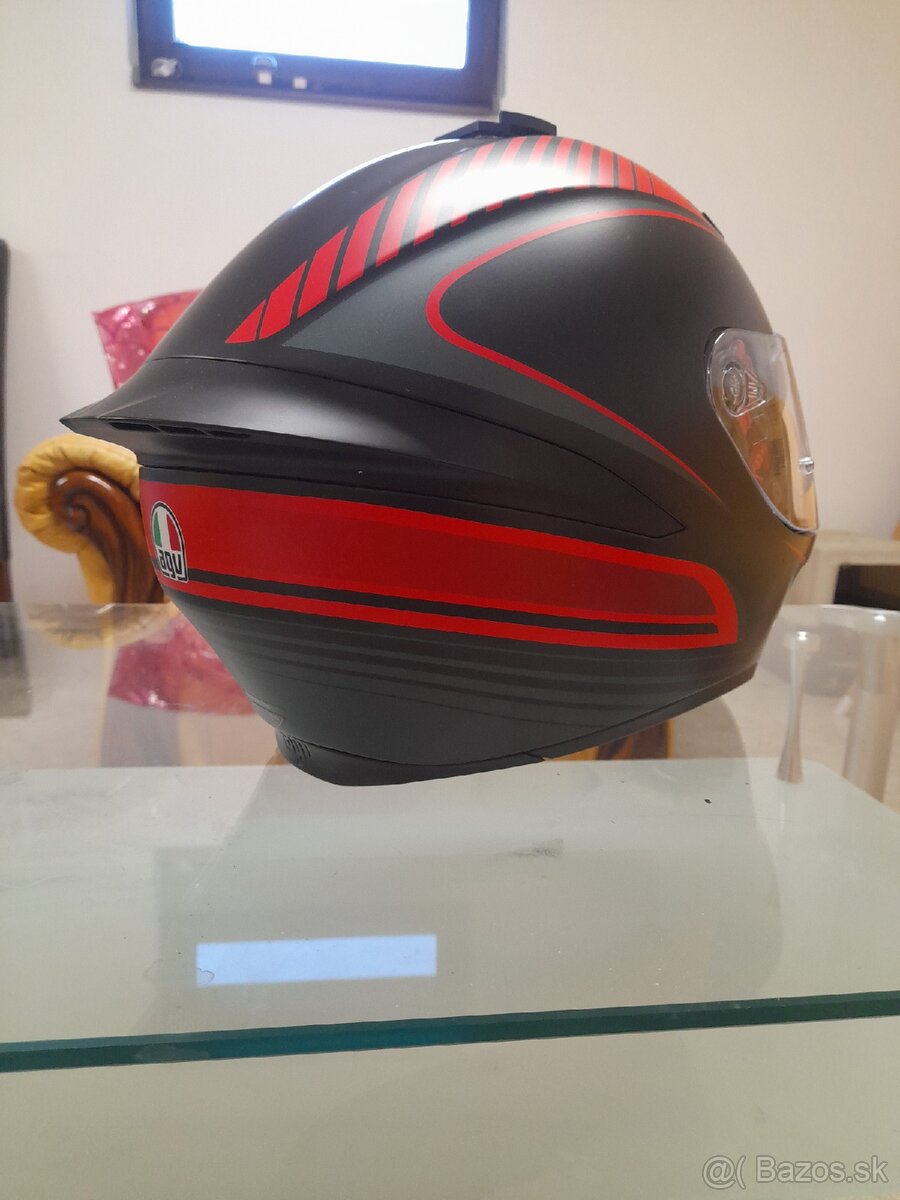 Predam prilbu AGV - 3