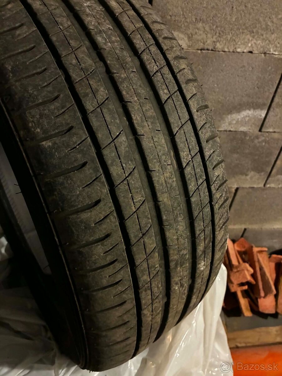 Dunlop sp sport maxx 225/50 R18 - 3