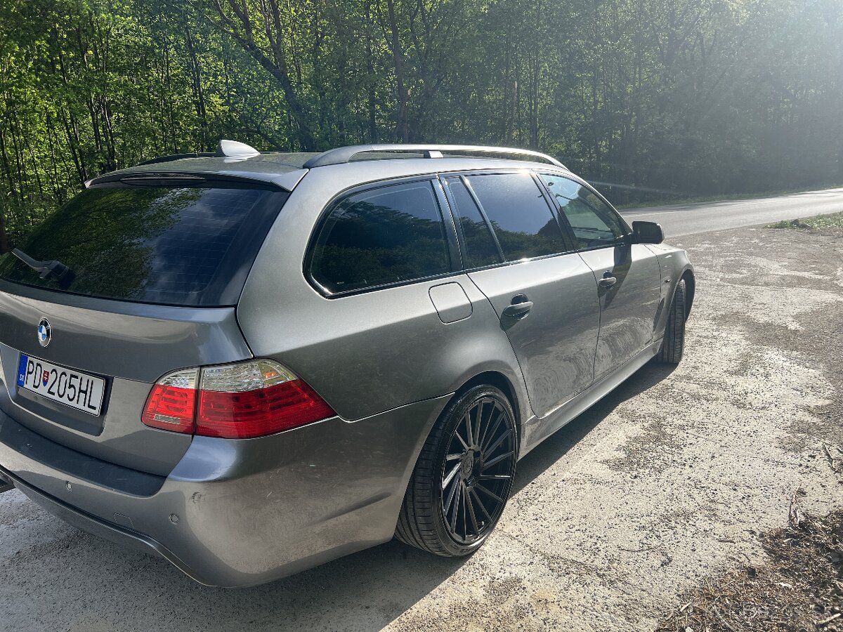 BMW - 3