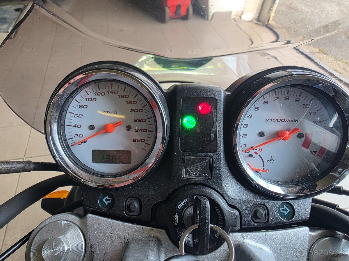 Honda - 3