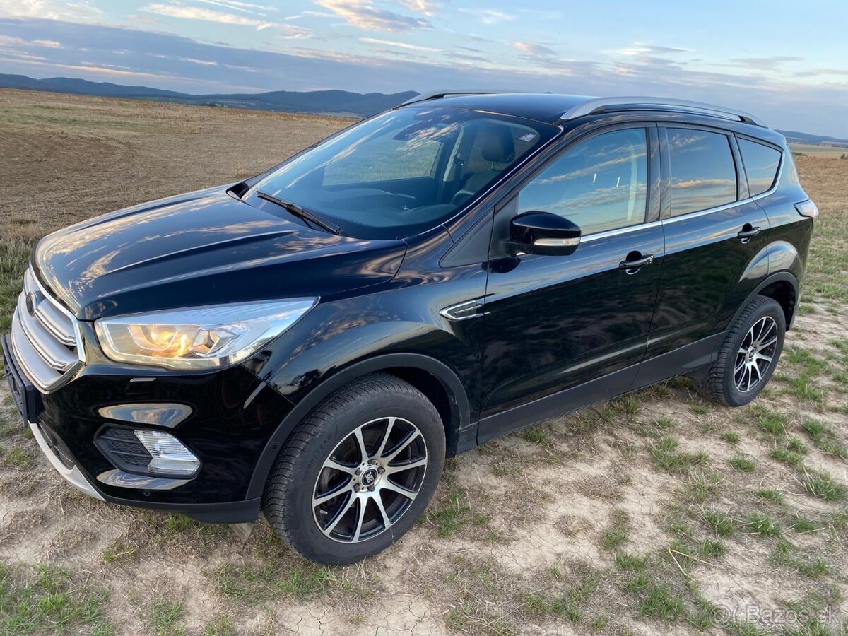 Ford Kuga 1.5 benzín - 3