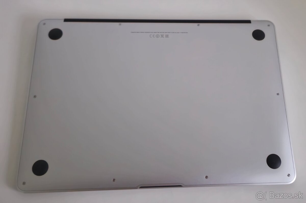 Apple MacBook Air 13" (Early 2014) - 3