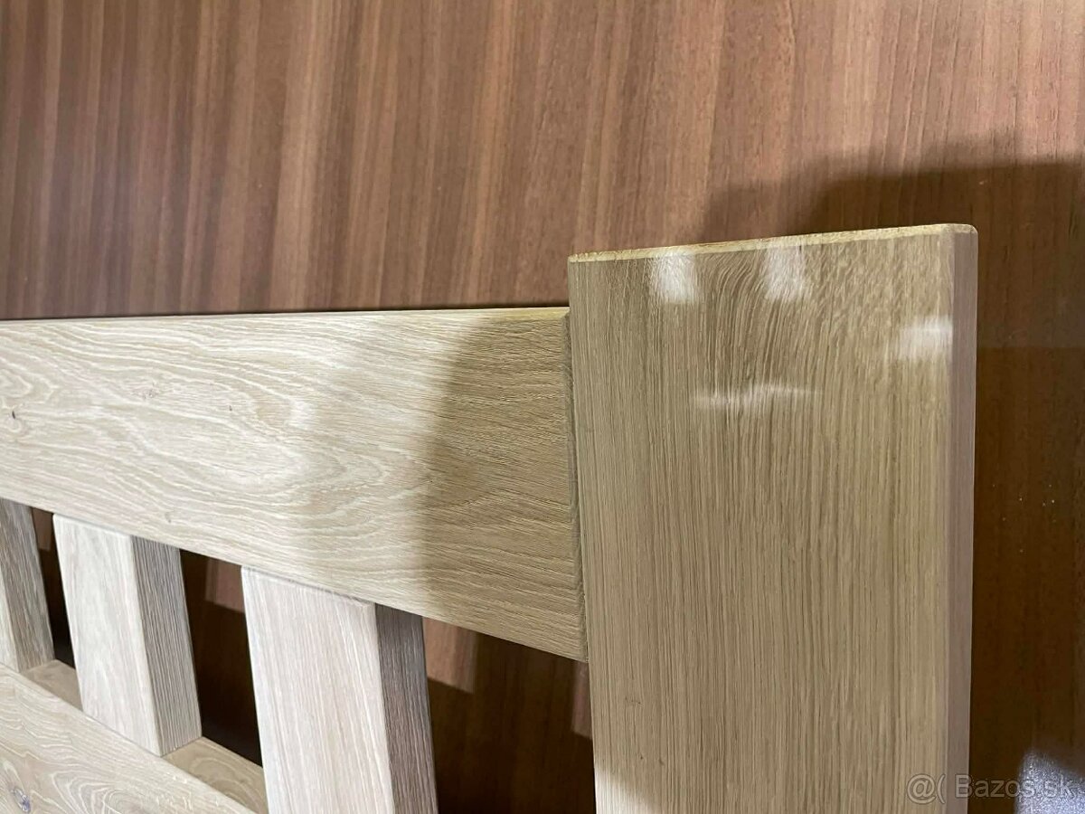 Masívna dubová posteľ 160 × 200 cm - 3