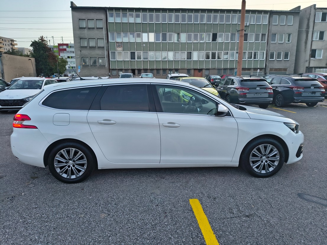 2021_PEUGEOT 308 combi HDi130_8129€ netto_ZÁRUKA_ - 3