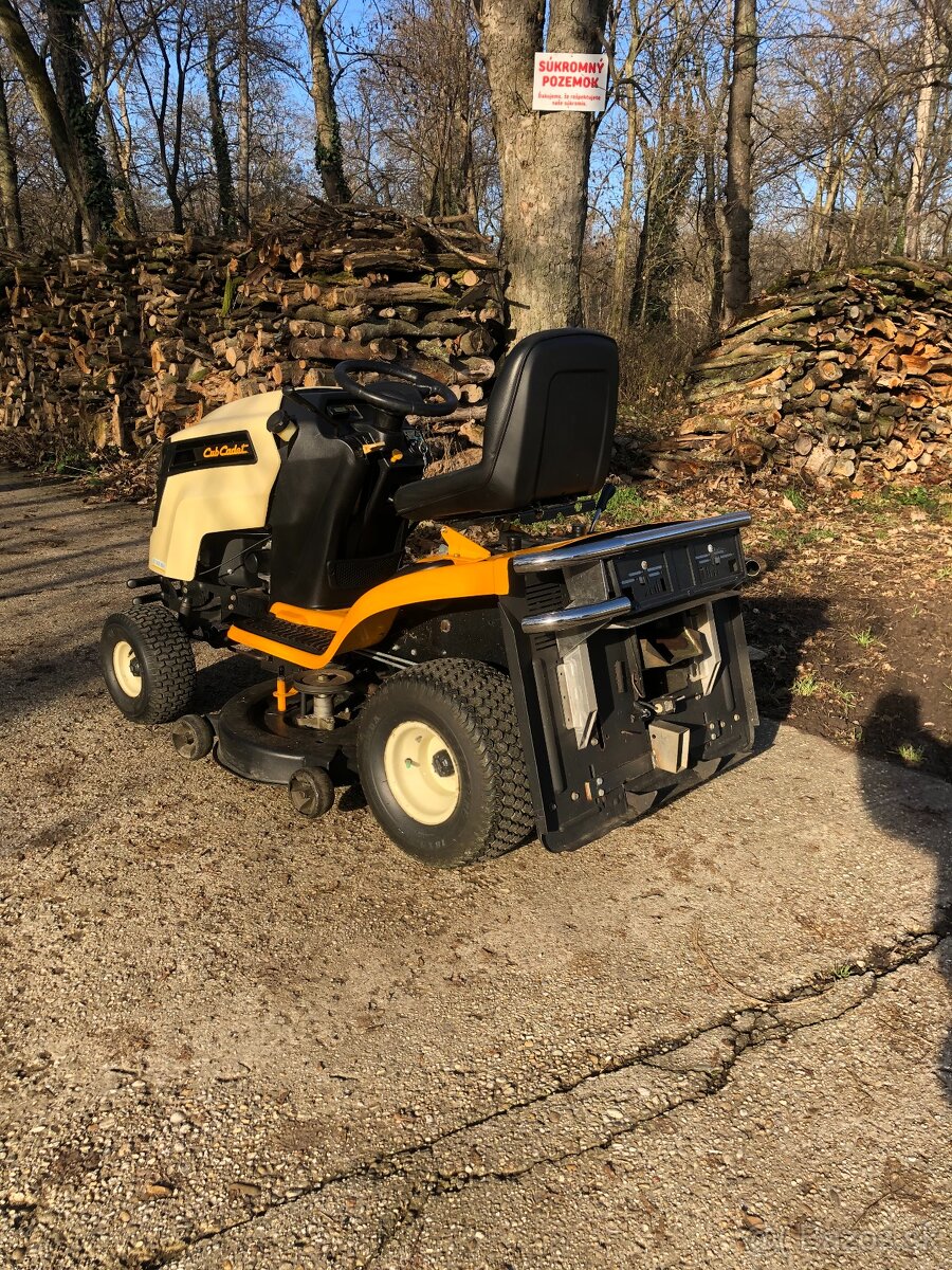 Záhradný traktor Cub Cadet - 3