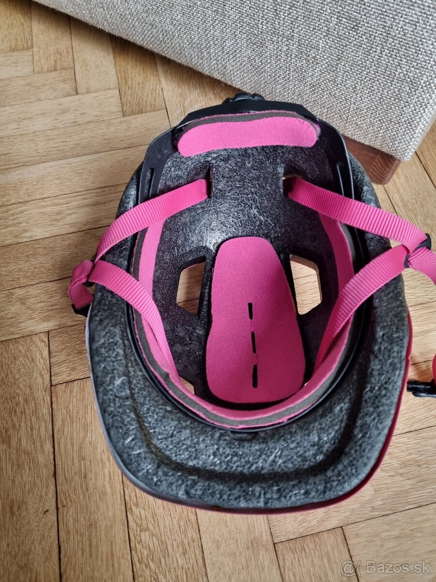 Dievčenská prilba - 3