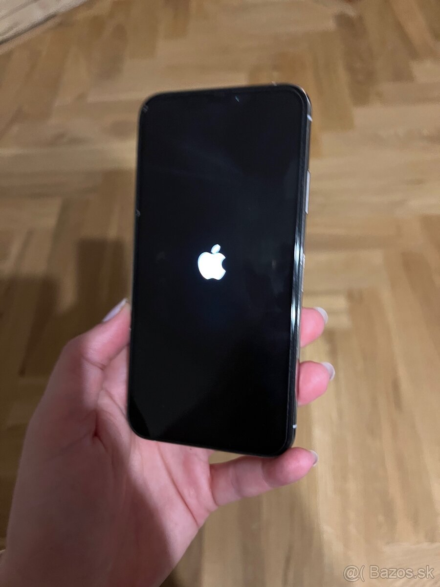 iPhone XS - 3