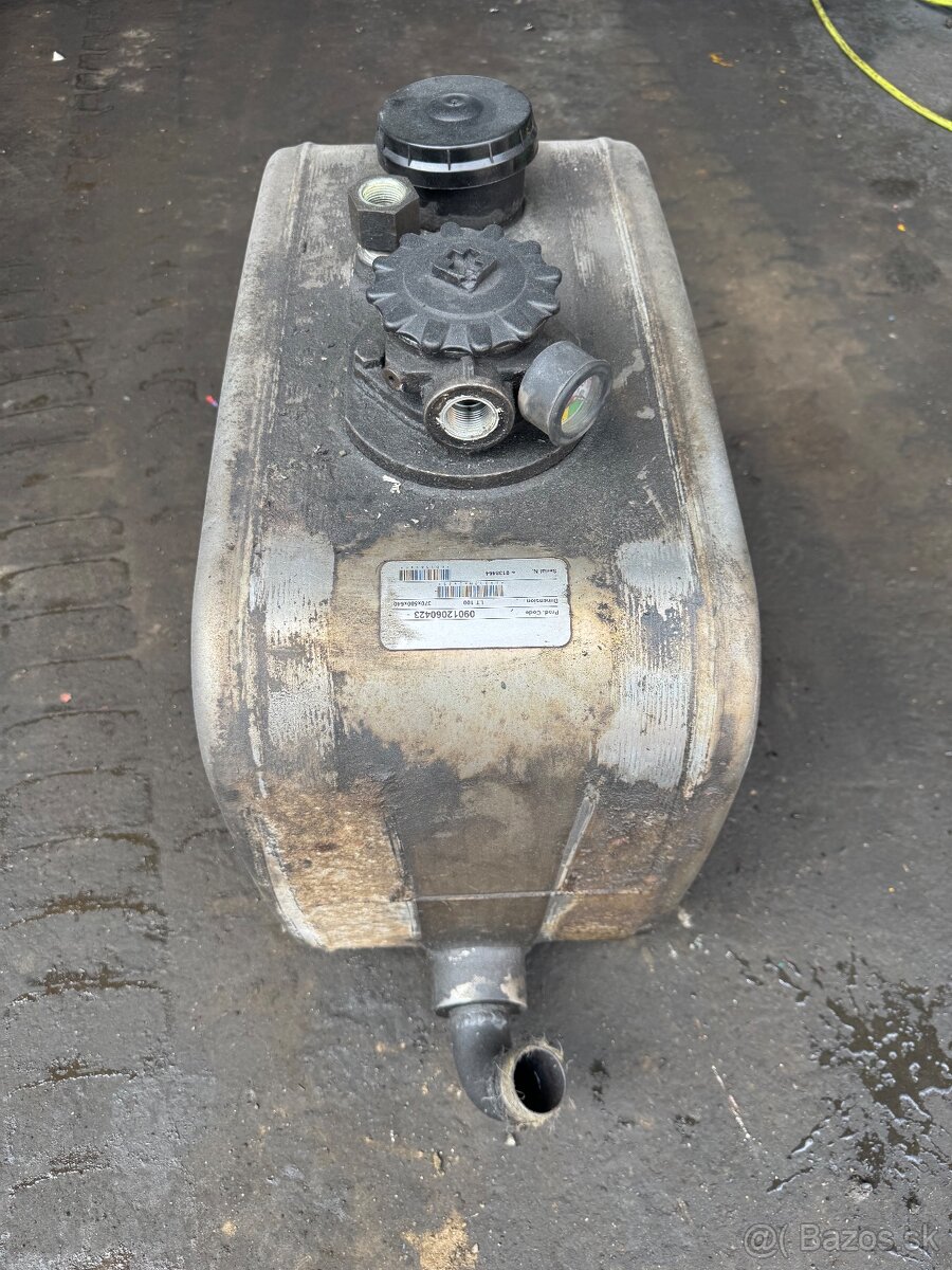 hydraulická Nadrz - 3