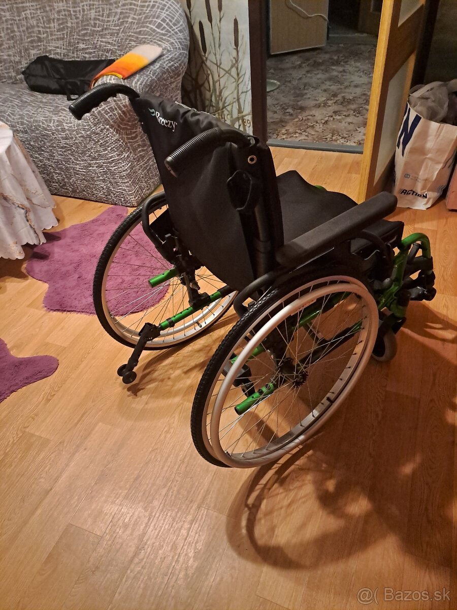 Mechanicky invalidný vozík - 3