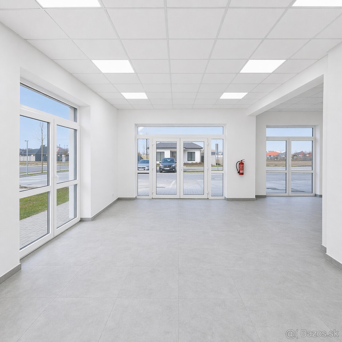 Obchodný/ administratívny priestor na prenájom - 3