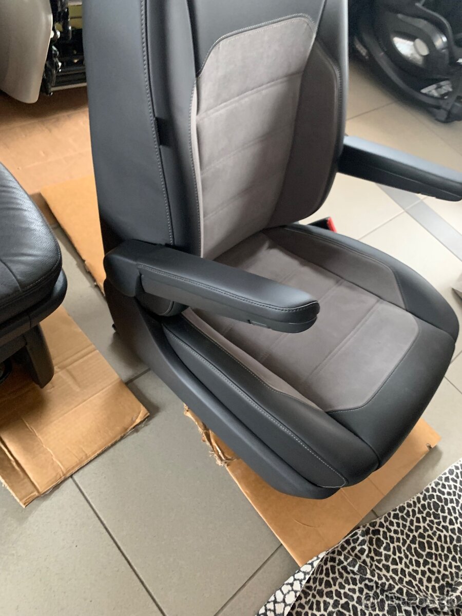 Spolujezdec OTOČENÉ vyhřívané sedadlo VW Multivan T6.1 - 3