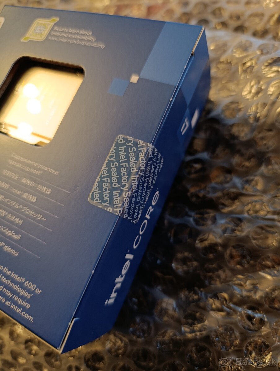 Intel Core i7-14700KF - 3