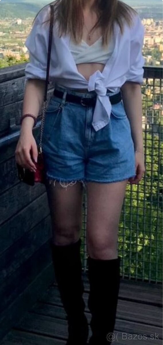 Dámske rifľové šortky BERSHKA, veľkosť XS – na drobnú úpravu - 3