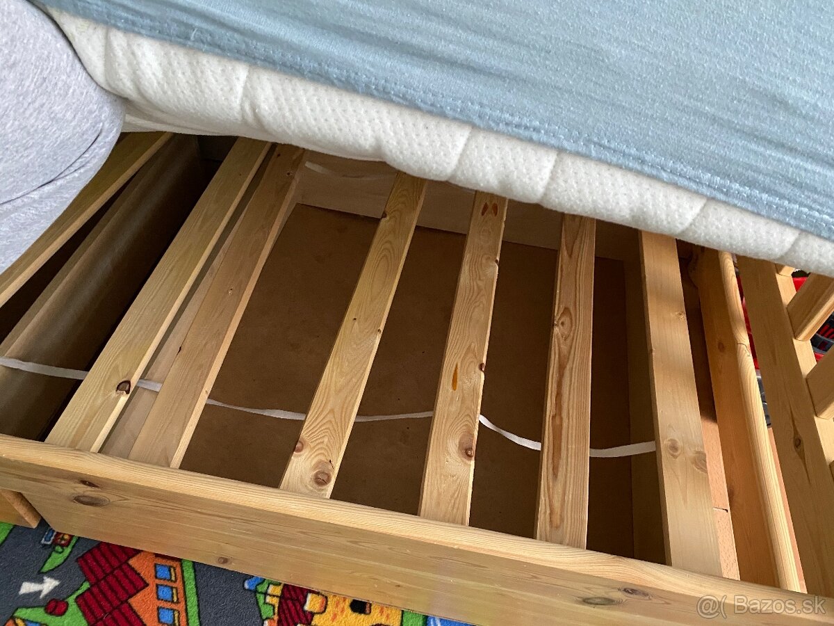 Posteľ 90x200, rošt, šufle na kolieskach - 3