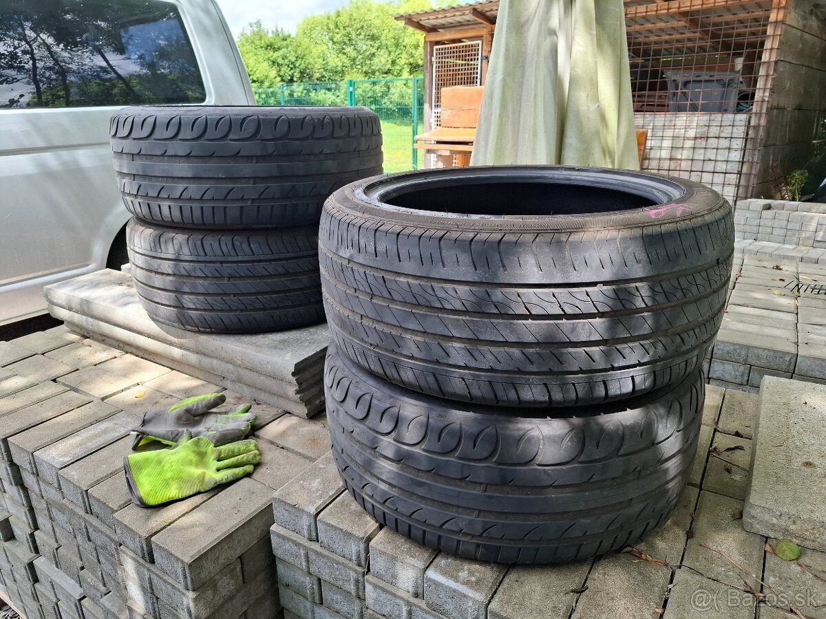 235/45 r 17 - 3