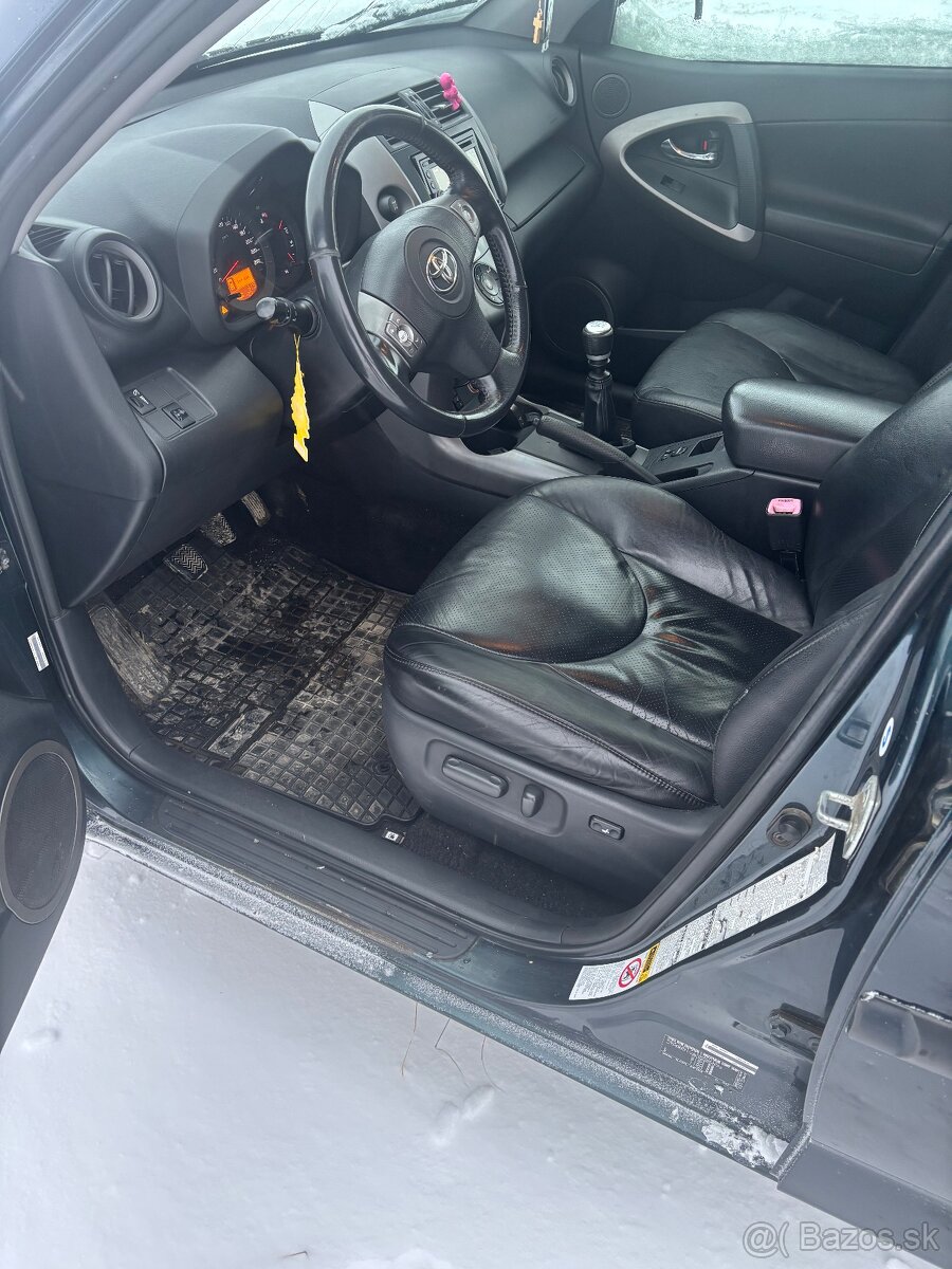 Toyota rav4 - 3