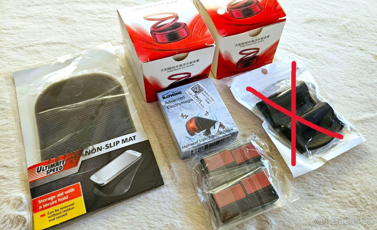 Doplnky do auta: Solárny difuzér, protišmyková podložka, pla - 3