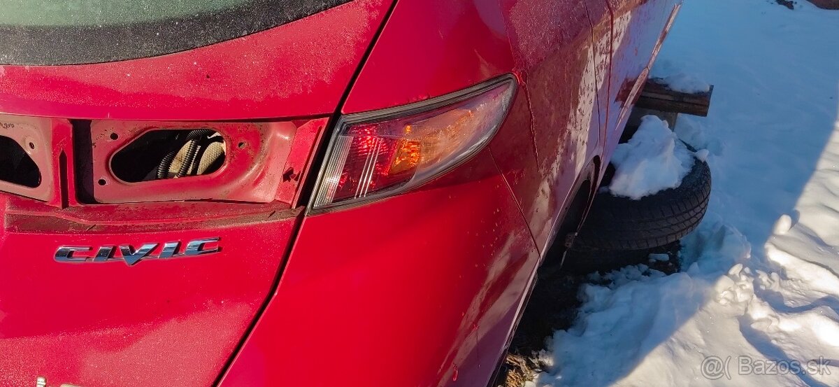 Honda civic 2007 G 8 UFO - 3