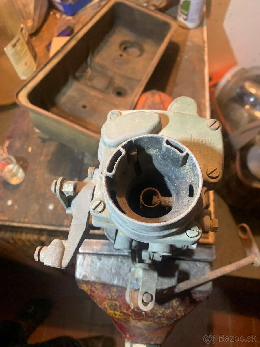 Skoda 1202 karburator kryt vahadiel - 3