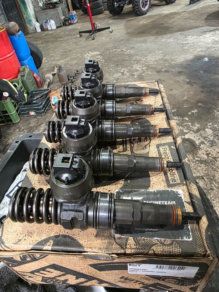 Vstreky 2.5tdi 96kw - 3