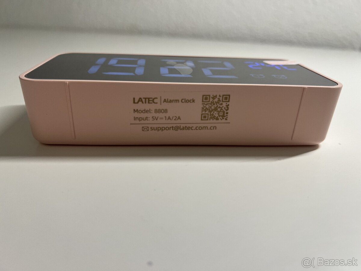 #L0304 LED budík LATEC 8808 - 3