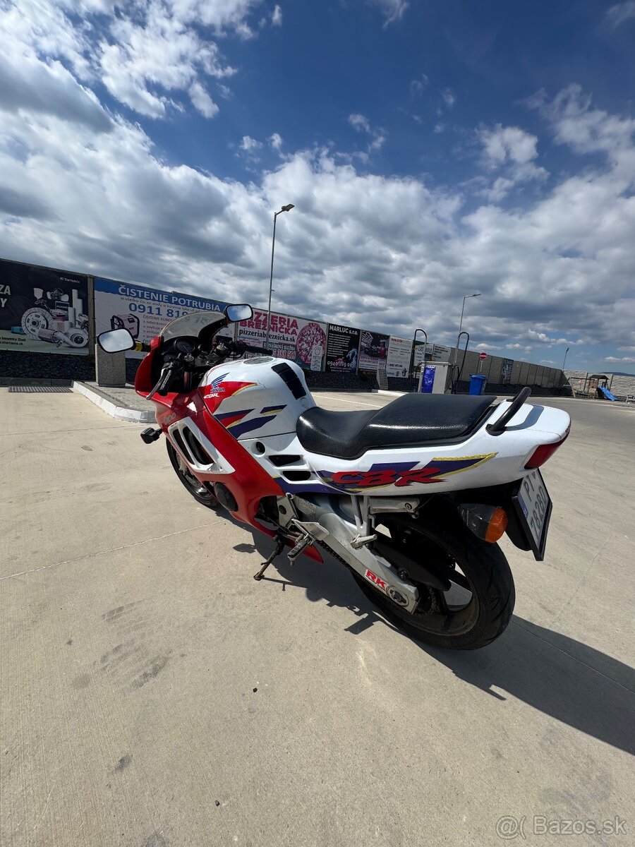 Honda CBR 600F - 3