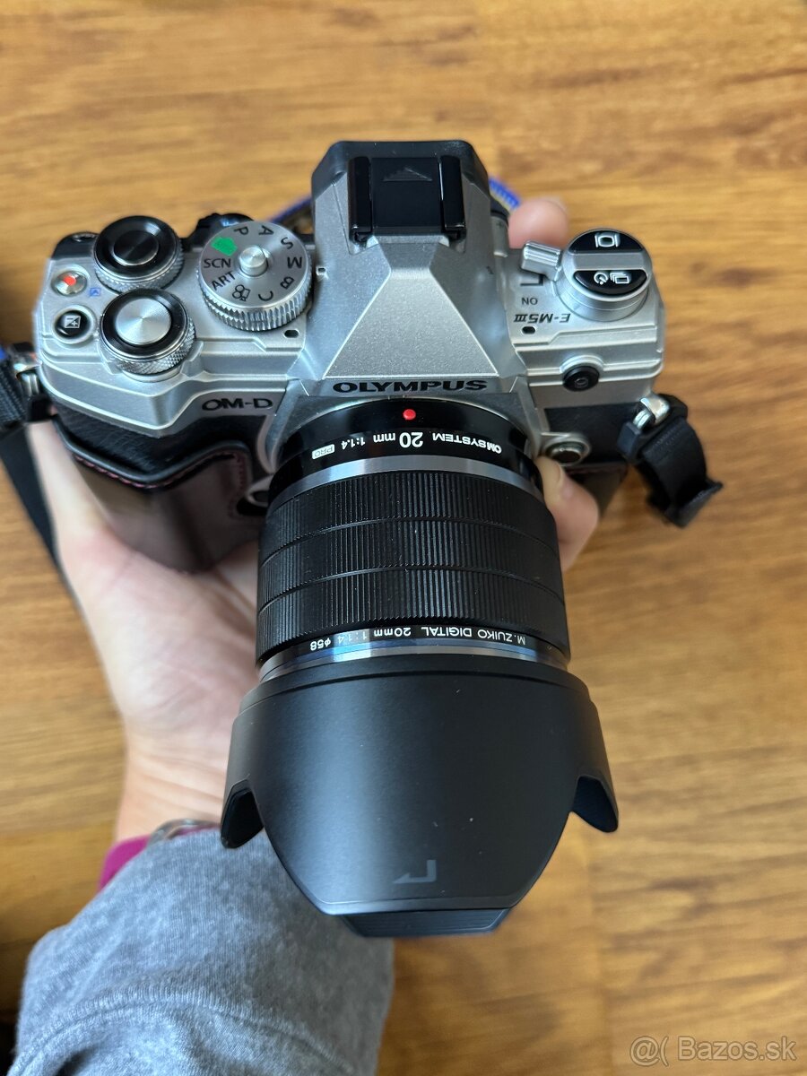 Olympus OM-D E-M5 Mark III + 2 objektívy a celá výbava - 3