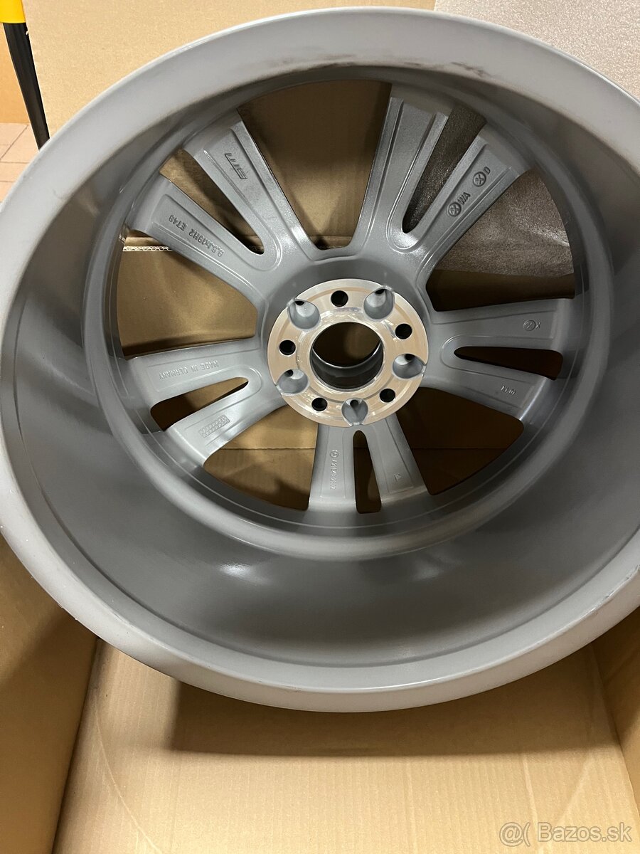 Predám 3 Mercedes disky nové na CLS 218 - 3