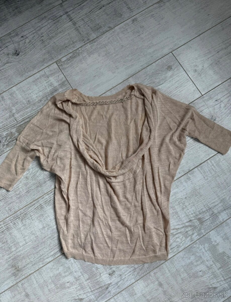 Dámsky svetrík S - 3