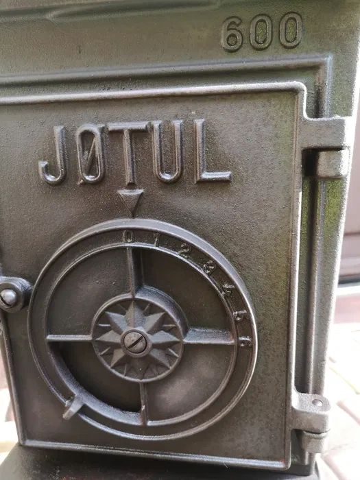 Liatinova pec kachle Jotul 600 - 3