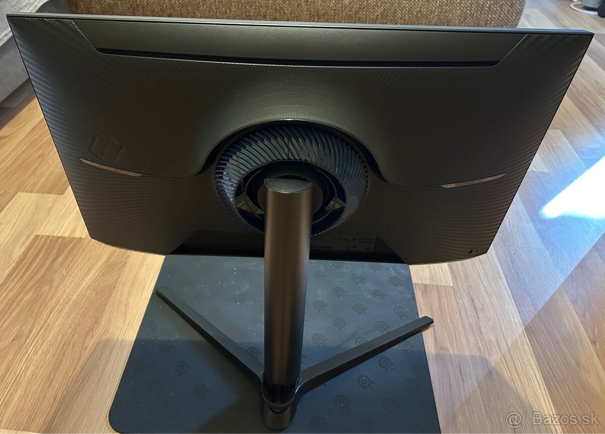 24" Samsung Odyssey G30D - 3