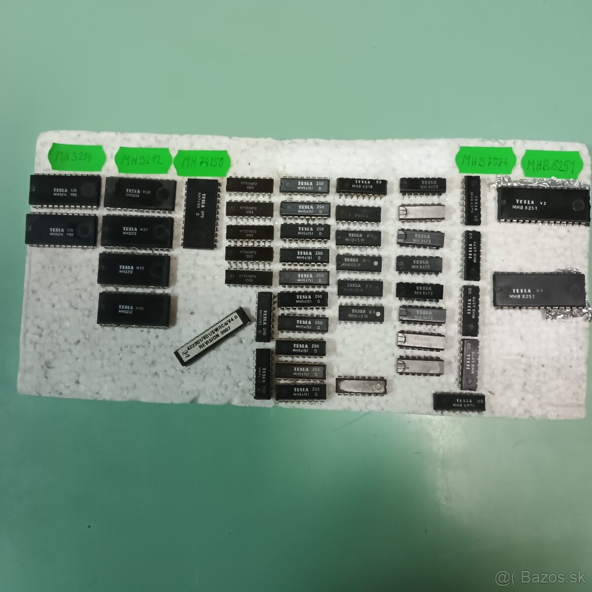 Tesla integrované obvody - 3