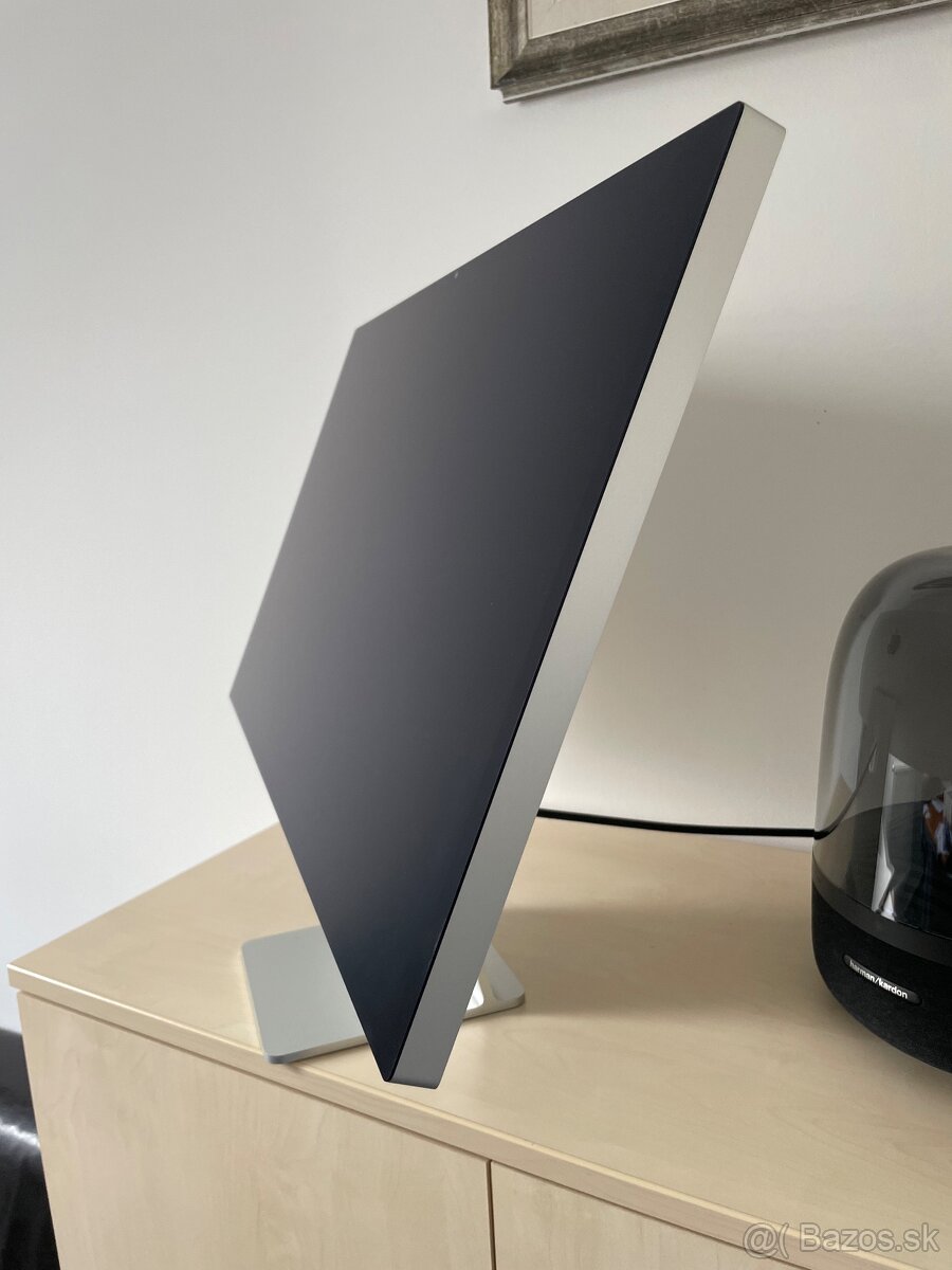 Apple Studio Display 27" s nano-texture sklom - 3