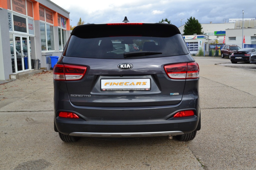 Kia Sorento 2.2 CRDI Platinum AT - 3