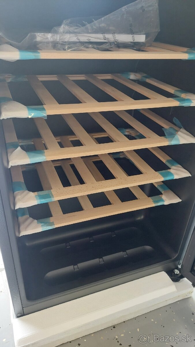 Vinoteka HAIER HWS33GG - 3