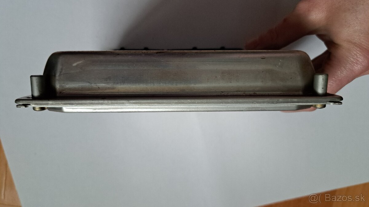 Riadiaca jednotka motora 3B0 907 552 L - 3