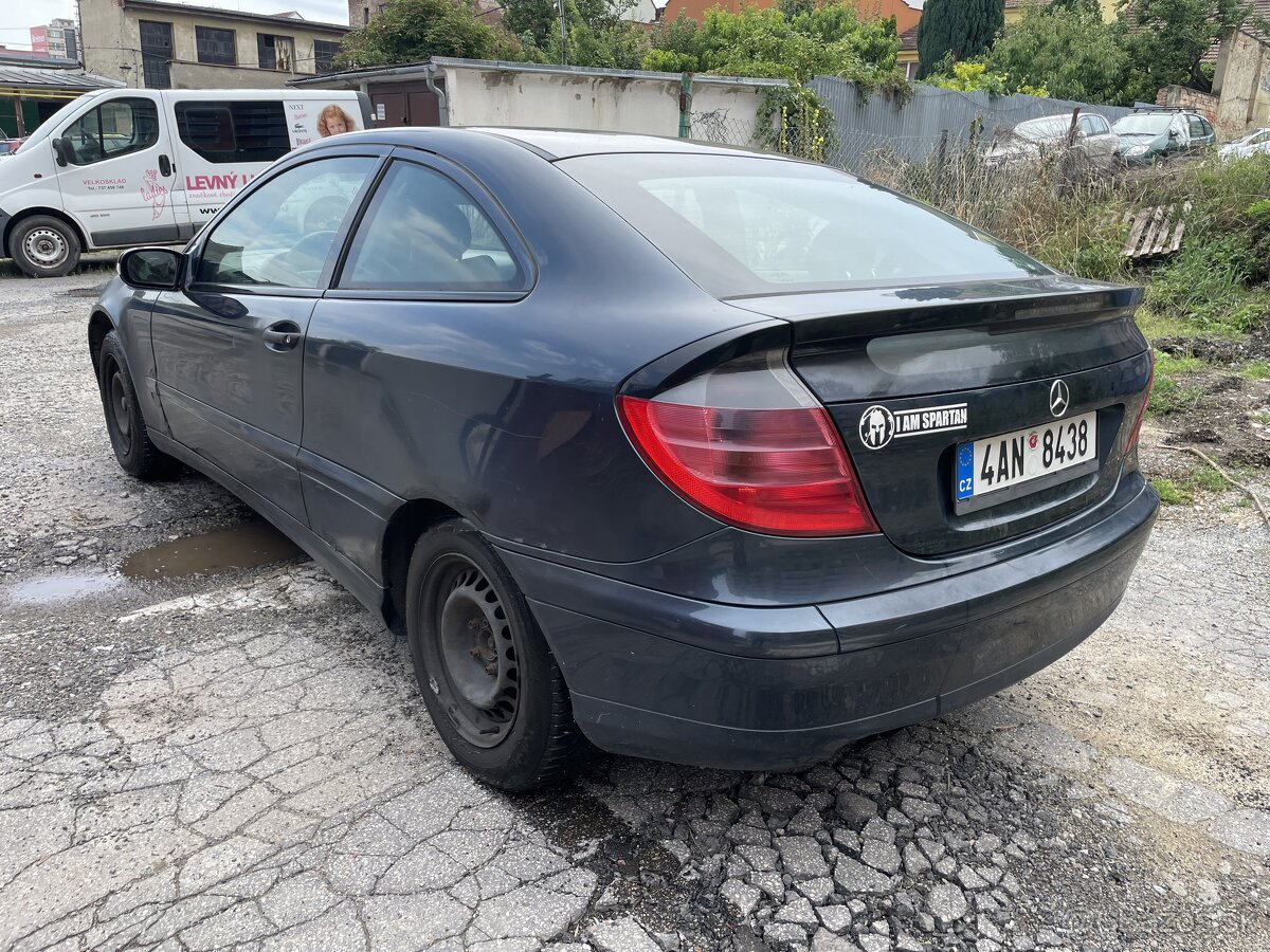 Mercedes C180 - 3